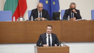 БСП и ГЕРБ се скараха заради закона за обществените поръчки