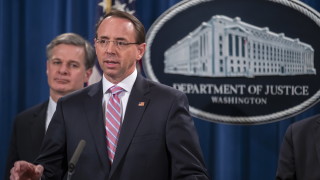 Заместник главният прокурор Род Розенстийн който надзирава разследването за намеса