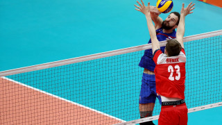 Либерото Роман Мартинюк и капитанът Дмитрий Волков няма да играят