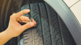 Нарязаха гумите на 15 коли в Шумен
