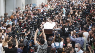 Демонстранти искат оставката на грузинския премиер след убийството на оператора 