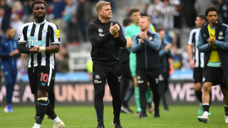 Нюкасъл Юнайтед привлече защитника от Саутхямптън Тино Ливраменто с договор