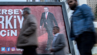 В Турция се разпространяват обвинения за нов заговор за преврат
