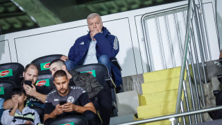 Наско Сираков е получил покана от новия собственик на Локомотив