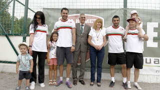 Асен Марков и Йорданка Фандъкова наградиха участниците в спортния празник „Татко и аз”