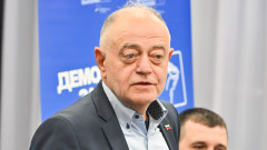 Атанас Атанасов: От Москва натиснаха копчето на Румен Радев 