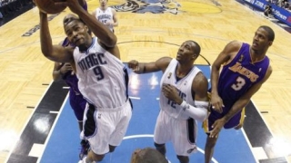 Рашард Люис отнесе наказание за 10 мача