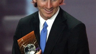 Меси бе избран за Футболист на 2009 година
