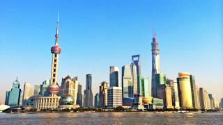 Най-високата сграда в Китай вече може напълно да отвари врати