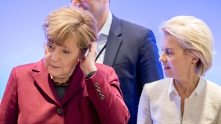 Меркел отхвърлила искане на САЩ за по-голяма военна помощ срещу ДАЕШ