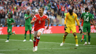 Руският национал Денис Черишев грабна приза Играч на мача