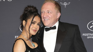 Защо мъжът на Салма Хайек беше без нея на сватбата на Безос