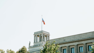 Германските служби за сигурност смятат че мъж намерен мъртъв на
