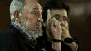 Кастро предрече ядрена "катастрофа"  