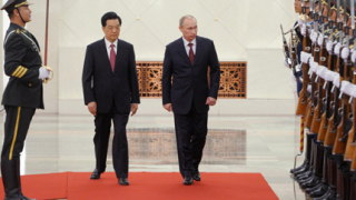 Русия и Китай - стратегически партньори, обяви Путин в Пекин