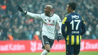 Четири гола и три червени картона белязаха първия мач между Бешикташ и Фенербахче за Купата на Турция