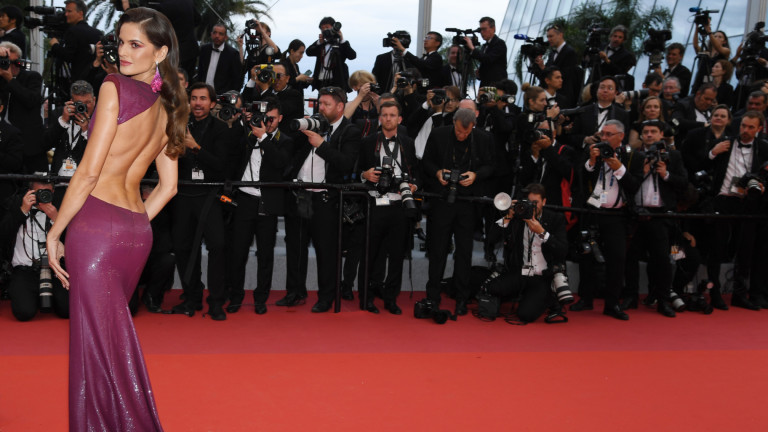 Секси и елегантни - звездите на откриването на филмовия фестивал в Кан