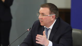 Ангелов отпусна още мерките
