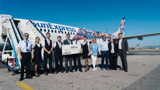 Авиокомпанията SunExpress от днес вече изпълнява сезонни полети от София