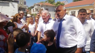 Премиерът Бойко Борисов не е доволен от шефката на Търговския