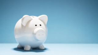 Българите държат 2 3 от спестяванията си в акции и облигации