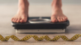 Храненето, наднорменото тегло и факторите, които влияят на килограмите