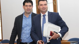 Председателят на групата на БСП в СОС Калоян Паргов и