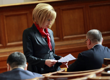 Мая Манолова: От дете подкрепям каузата ЦСКА 