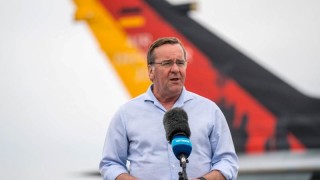 Германският министър на отбраната Борис Писториус пристигна изненадващо в Киев