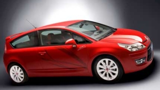 Citroen посвети C4 Coupe на Себастиан Льоб