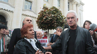 Надяваме се че живеем в правова държава и правим всичко