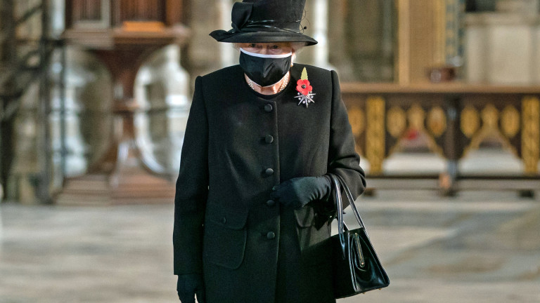 RFI "погреба" британската кралица и се извини за гафа 