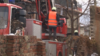 Живеещите в две къщи в село Дряново община Лъки снощи