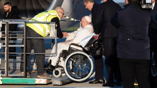 Папа Франциск пристигна във вторник в Демократична република Конго на