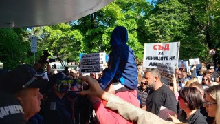 Българският лекарски съюз БЛС призовава за цивилизована обществена реакция и