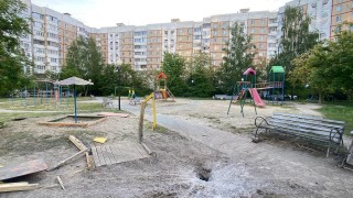 Жена и дете загинаха след удари в Белгородска област 