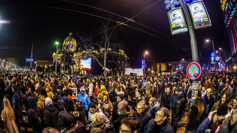 Отново хиляди сърби протестираха срещу Вучич