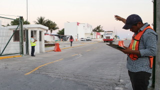 В понеделник Съединените щати изпратиха първия си самолет за депортиране