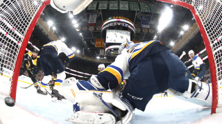 Бостън Брюинс преодоля два гола дефицит и спечели първия финал