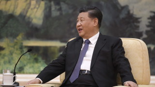 Първа публична поява на китайския президент Си Дзинпин от седмици