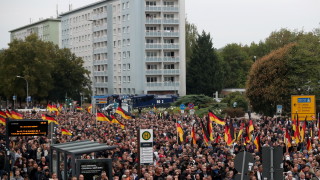 Демонстрации и арести след убийството в Кемниц 