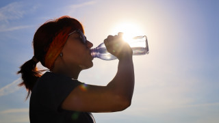 Всички знаем че трябва да пием достатъчно вода но никак