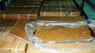 Близо 3,5 тона тютюн за пушене заловиха митничари около Дунав мост 2