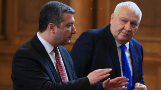 Червените викат Бойко Борисов в парламента Драгомир Стойнев акцентира на