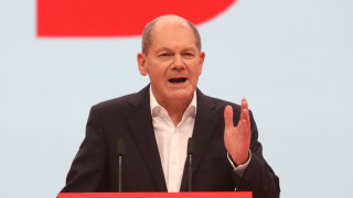 Германският канцлер Олаф Шолц поиска Русия незабавно да прекрати военната