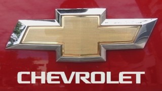 Спират продажбите на нови пикапи на GM заради софтуерен проблем