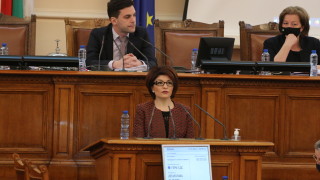 Председателят на ПГ на ГЕРБ Десислава Атанасова е изненадана от
