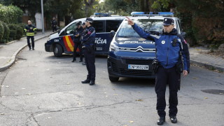 Испанската полиция задържа във вторник мъж свързан с опитa за
