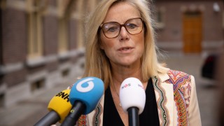 Дипломат-ветеран поема хуманитарните доставки в Газа