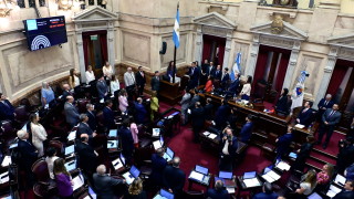 Сенатът на Аржентина в четвъртък  на президента Хавиер Милей съобщава